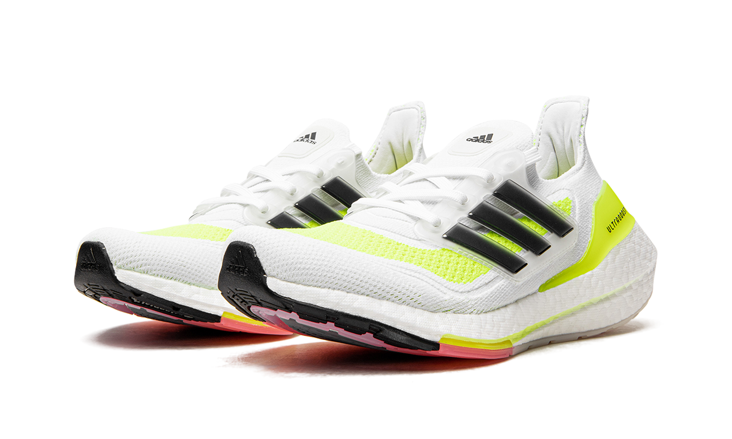 ULTRABOOST 21 WMNS "Solar Yellow" FY0401