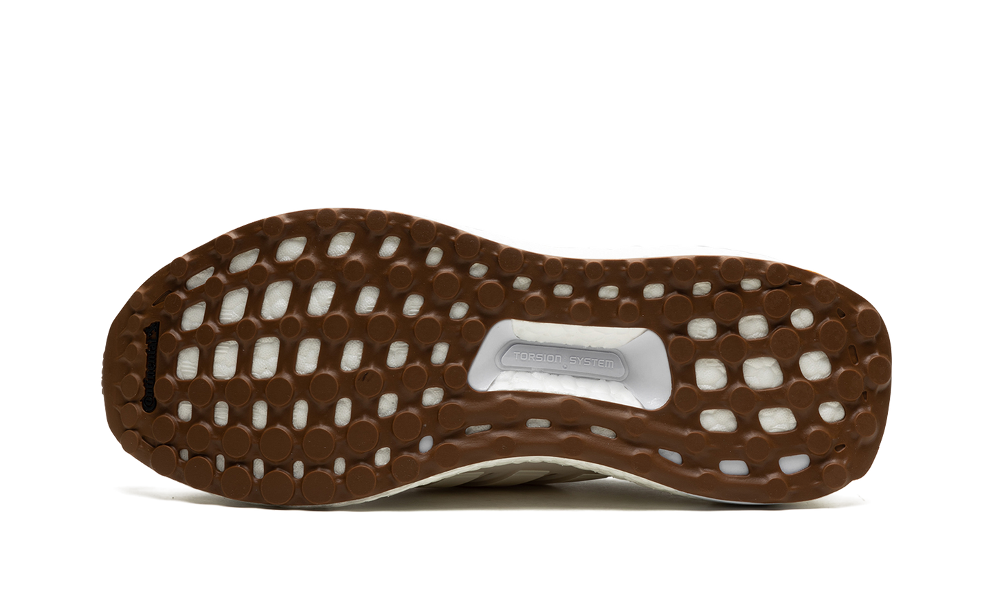 UltraBoost 4.0 "Ivy Park" GX5370