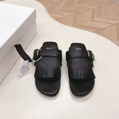 PRA 26S Thong Sandals Black Calfskin 600596
