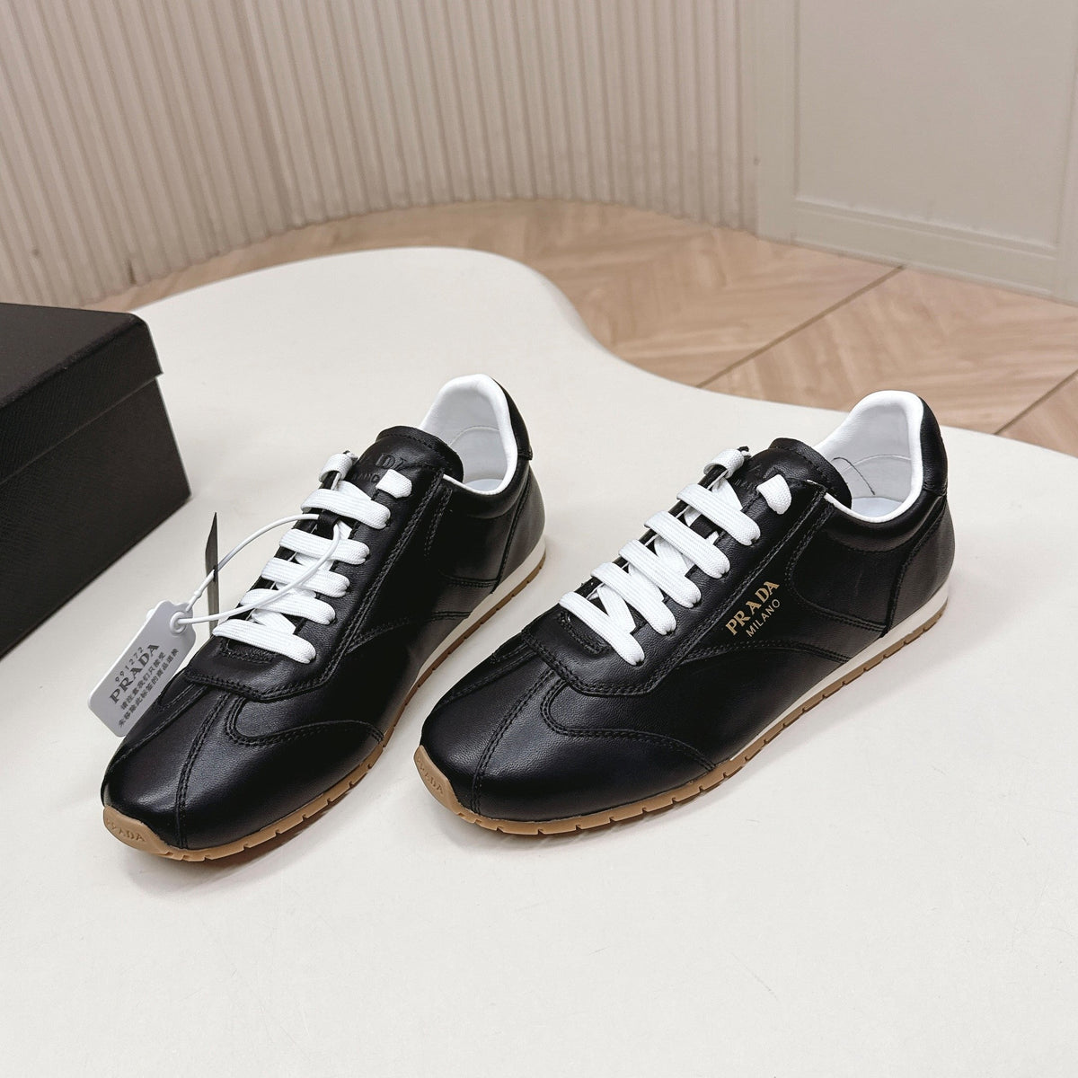 Prada 26ss German Training Black Leather 644228
