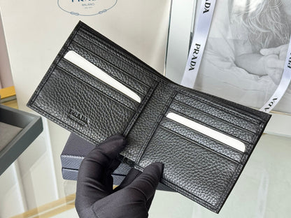 Pra 2M0513  Metal Triangle Logo Wallet 11cm Black lychee-grained cowhide