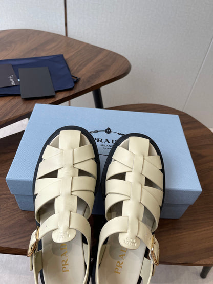 Prada 26s Fisherman's Sandals Ivory Leather 727673