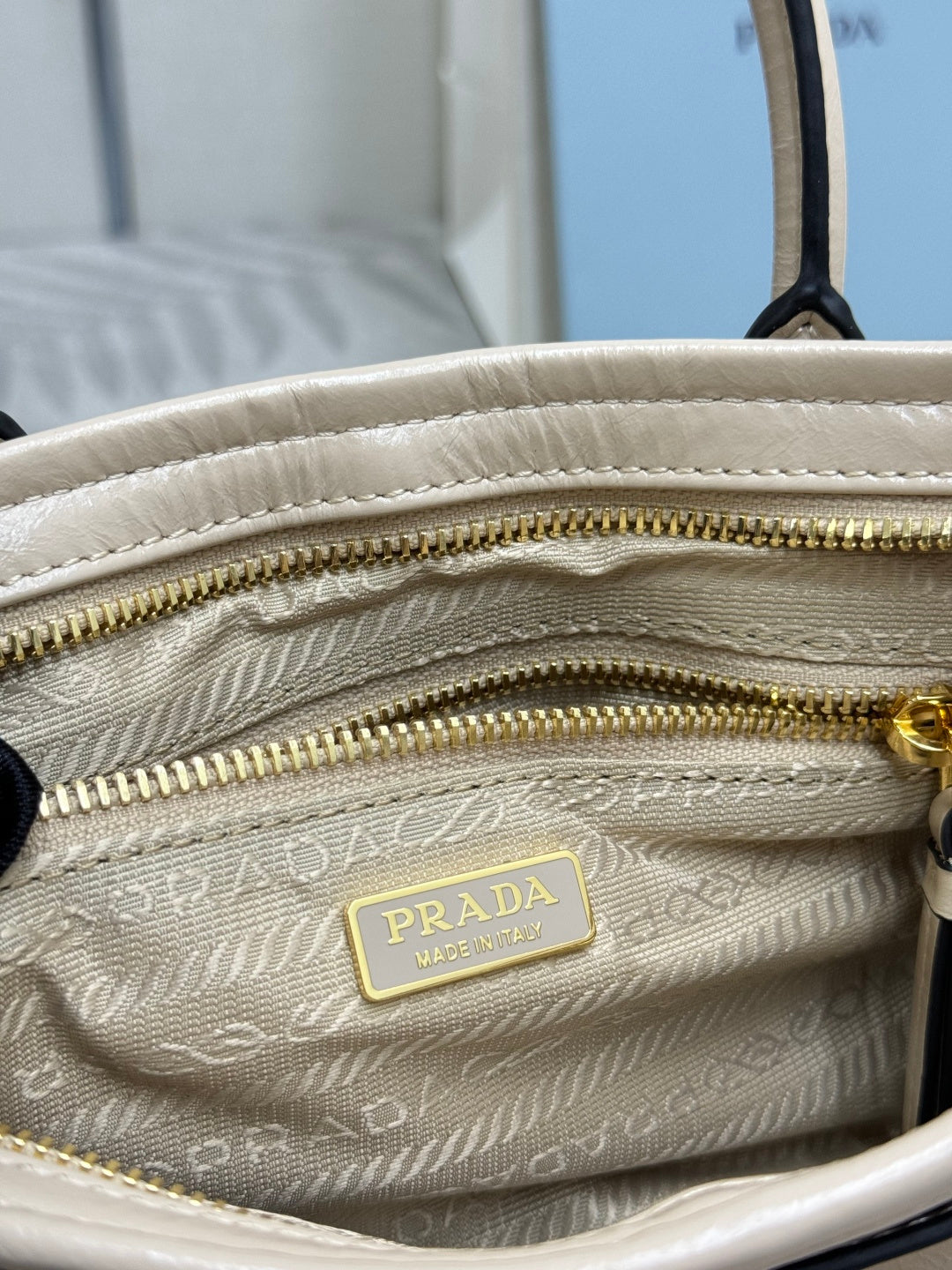Pra Bonnie Bag 24cm Khaki Leather 293961