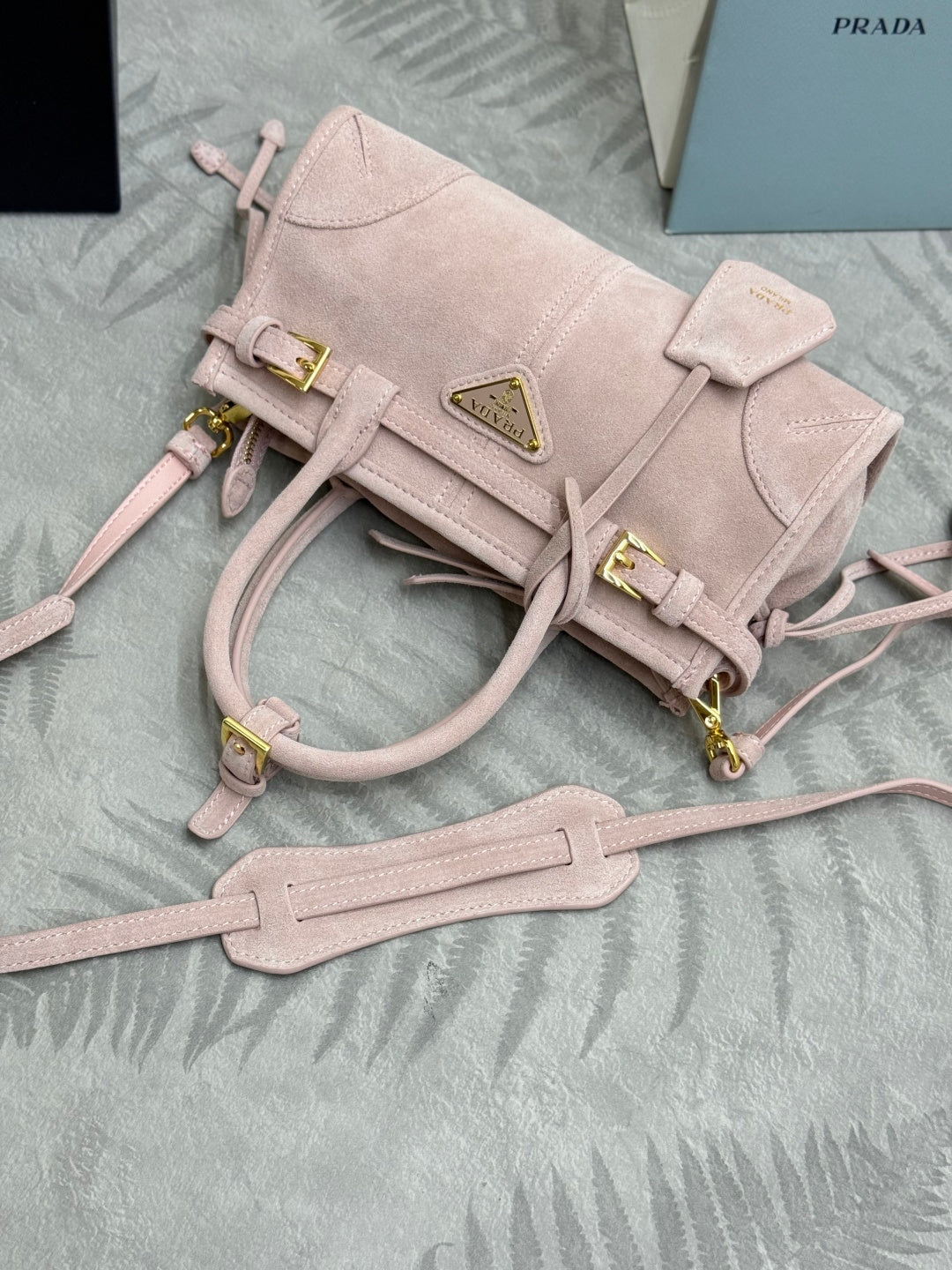Pra Bonnie Bag 24cm Light Pink Suede Leather 293811
