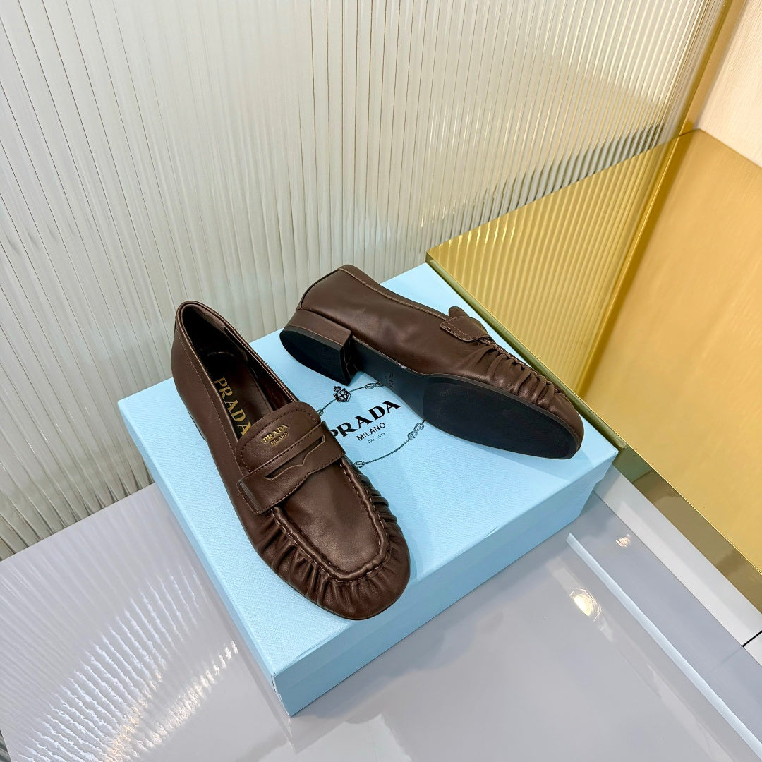 Prada 26s Loafer Coffee Pleated Leather 837703