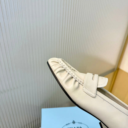 Prada 26s Loafer White Pleated Leather 837704