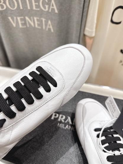Prada 25s Sneakers white sheepskin 535497