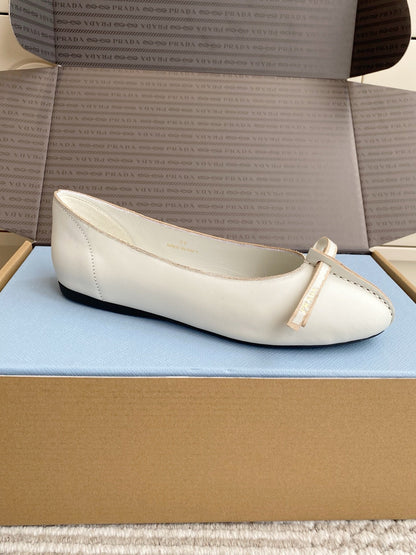 Prada 26s Antiqued Ballerinas Chalk White Lambskin 859009