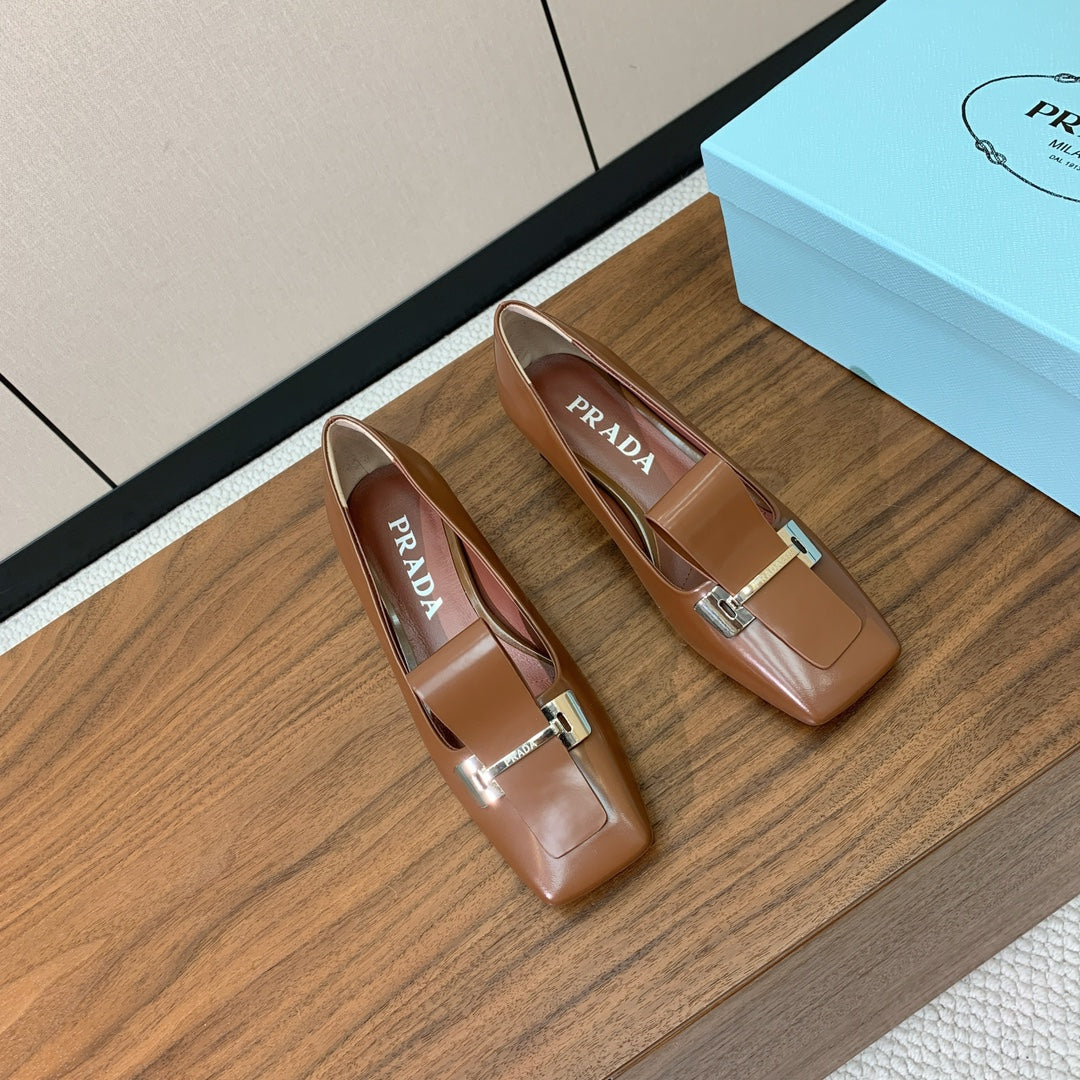 Prada Mary Jane 4.5cm Brown Glossy Leather 896181