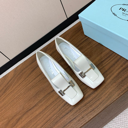 Prada Mary Jane 4.5cm White Glossy Leather 896182