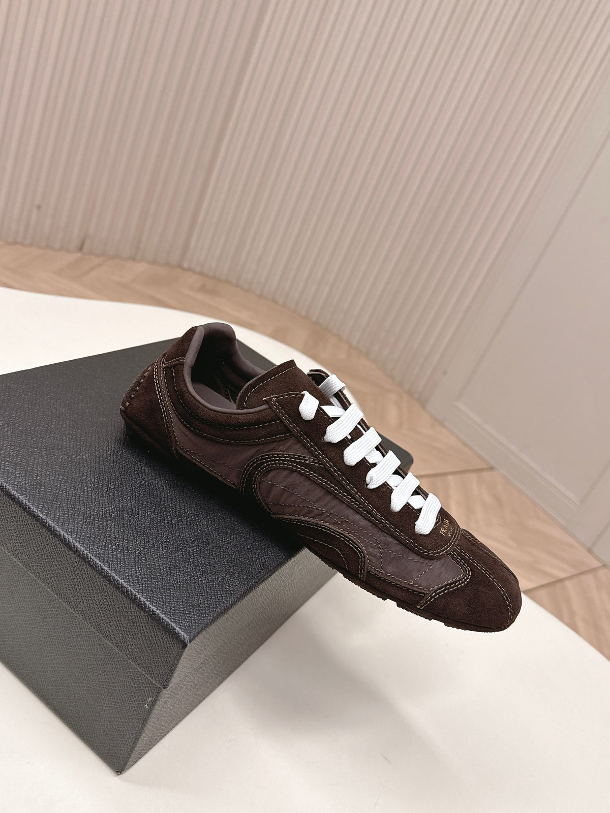 Prada 26ss German Training Brown Suede Re Nylon 644205