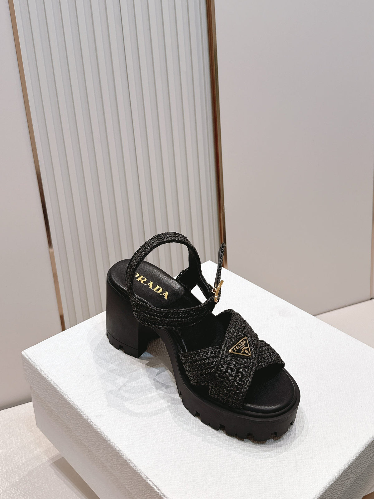 Prada 26s Monolith Sandals Black Raffia Rubber 838135