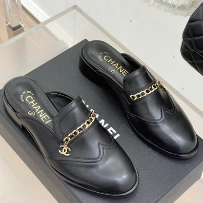 CC 26 Mule Black Calfskin 610015