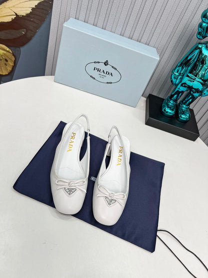 Prada 26s Round Toe Slingback Pumps 40mm In White Calfskin With Bow