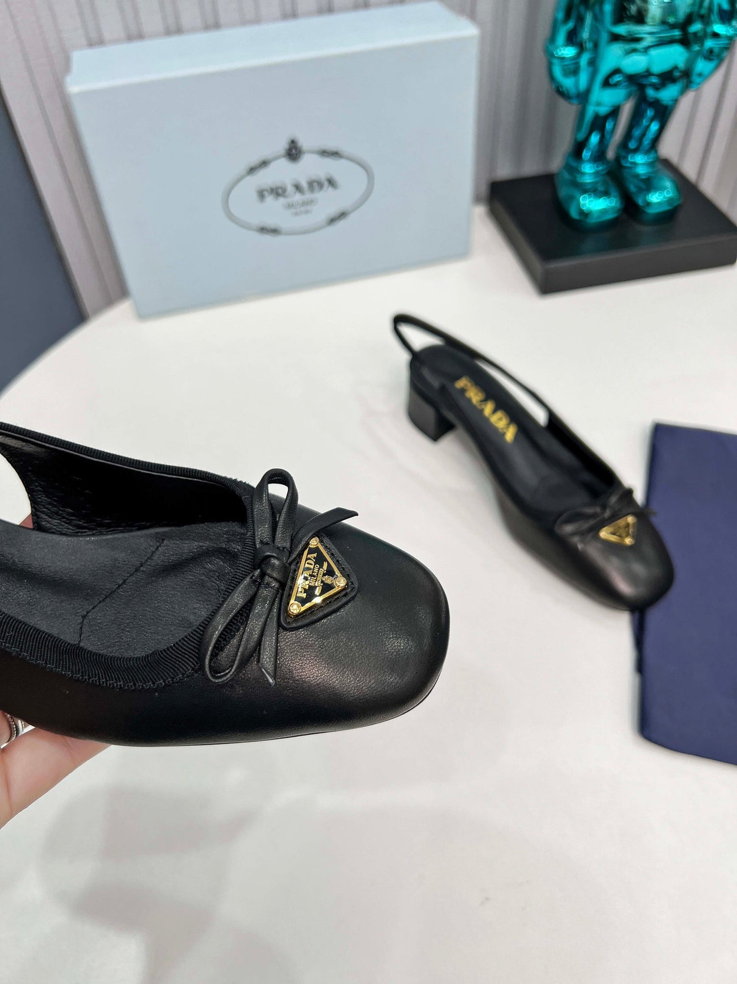 Prada 26s Round Toe Slingback Pumps 40mm In Black Calfskin With Bow