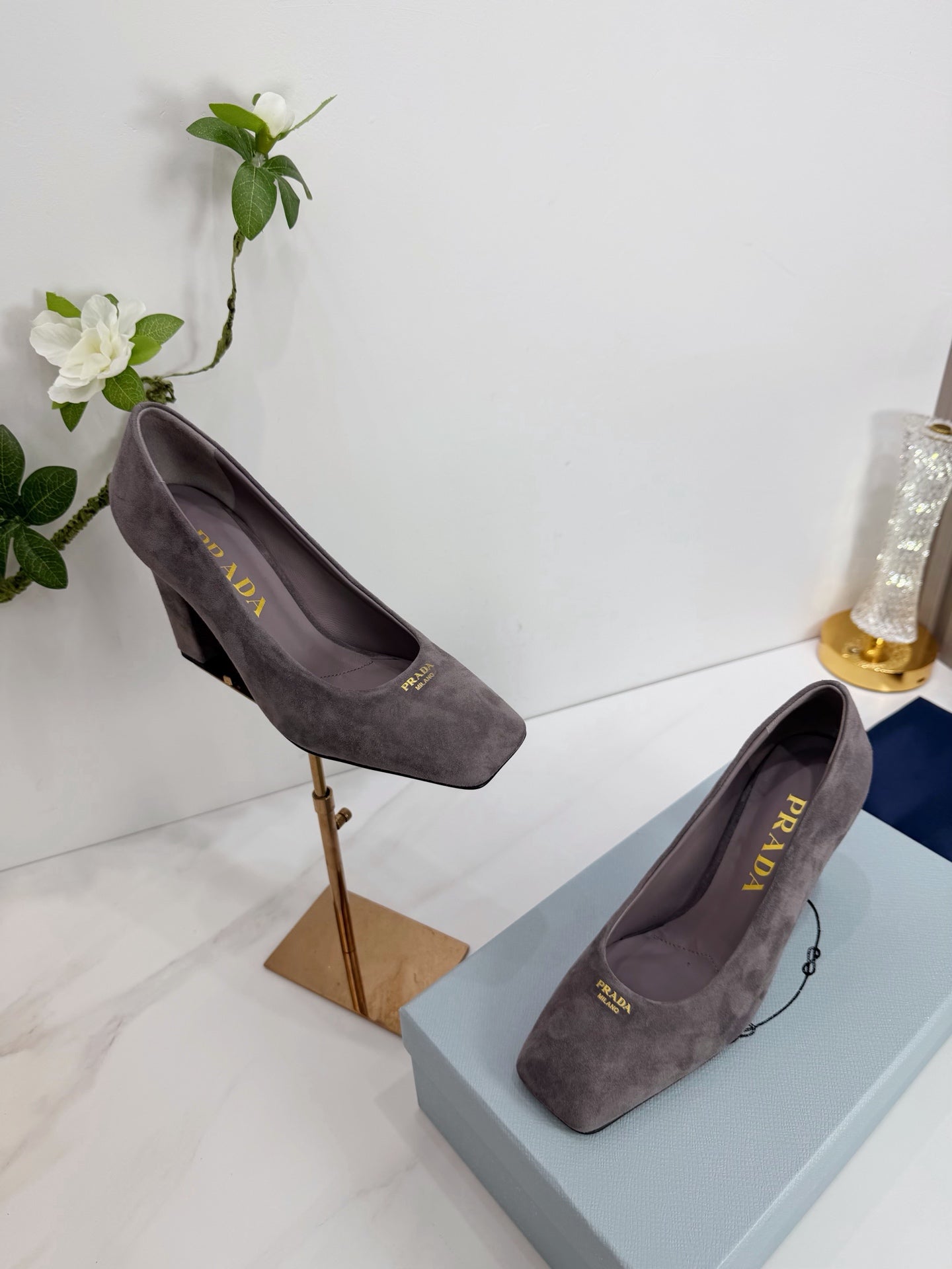PRA 26SS Square-toe Block Heels 85 Dark Gray Suede 592361