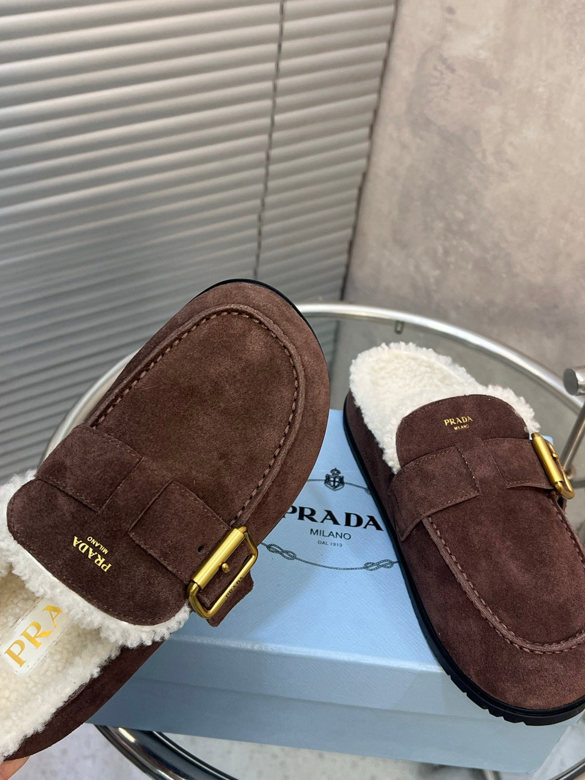 Prada 26s Mules Coffee Suede Shearing 952901