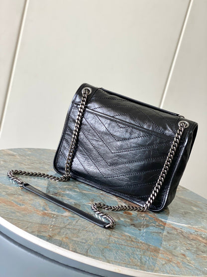 Niki Baby Shoulder Bag 28cm Full Black Glossy Leather 286052