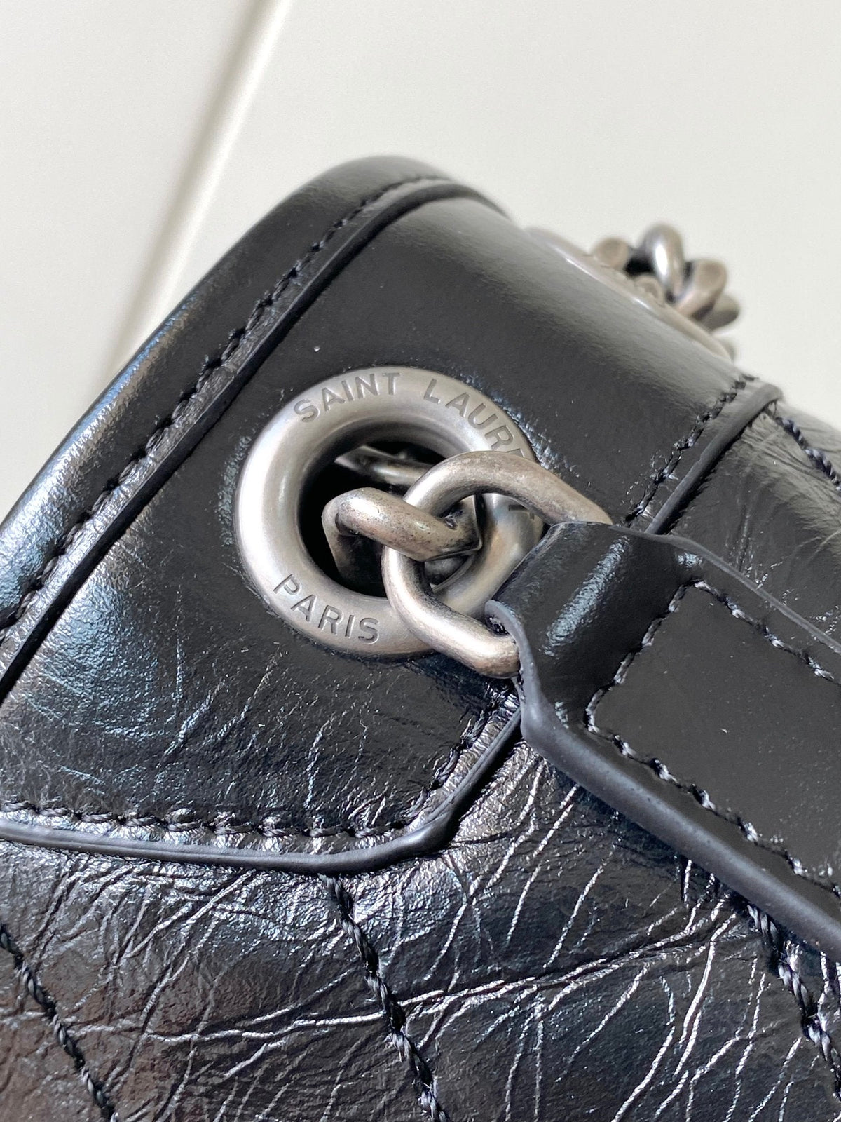 Niki Baby Shoulder Bag 28cm Full Black Glossy Leather 286052