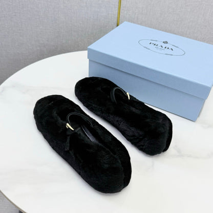 Prada 26s Ballerina Flats Strap With Buckle Black Fur 973283