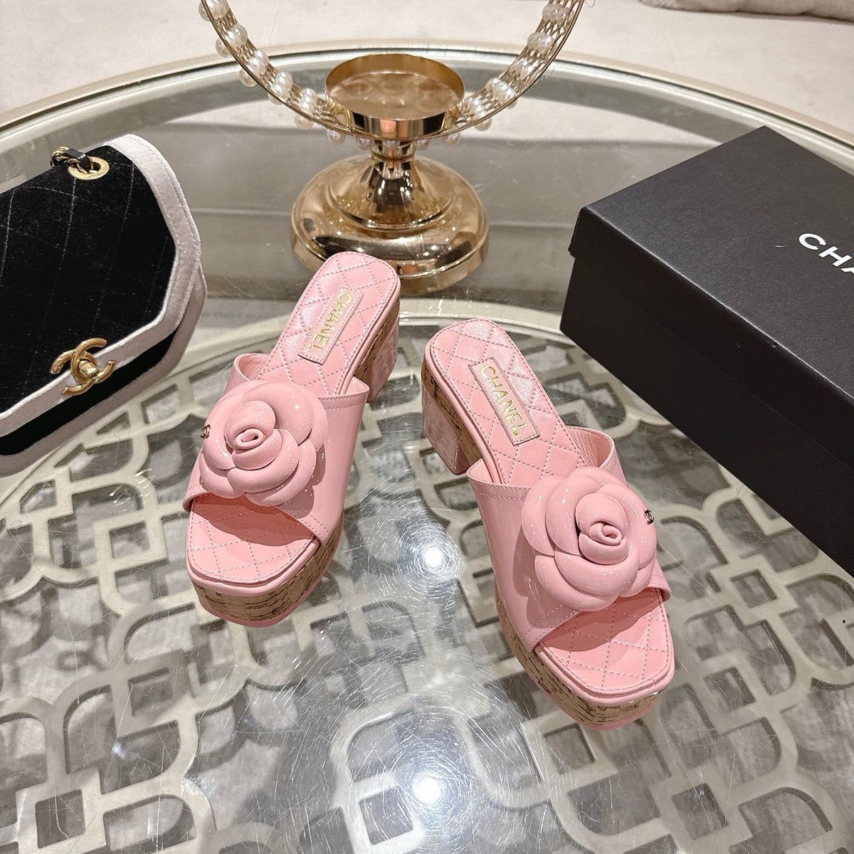 CC 26s Camellia Platform Slippers 65 Pink Patent Leather 627045