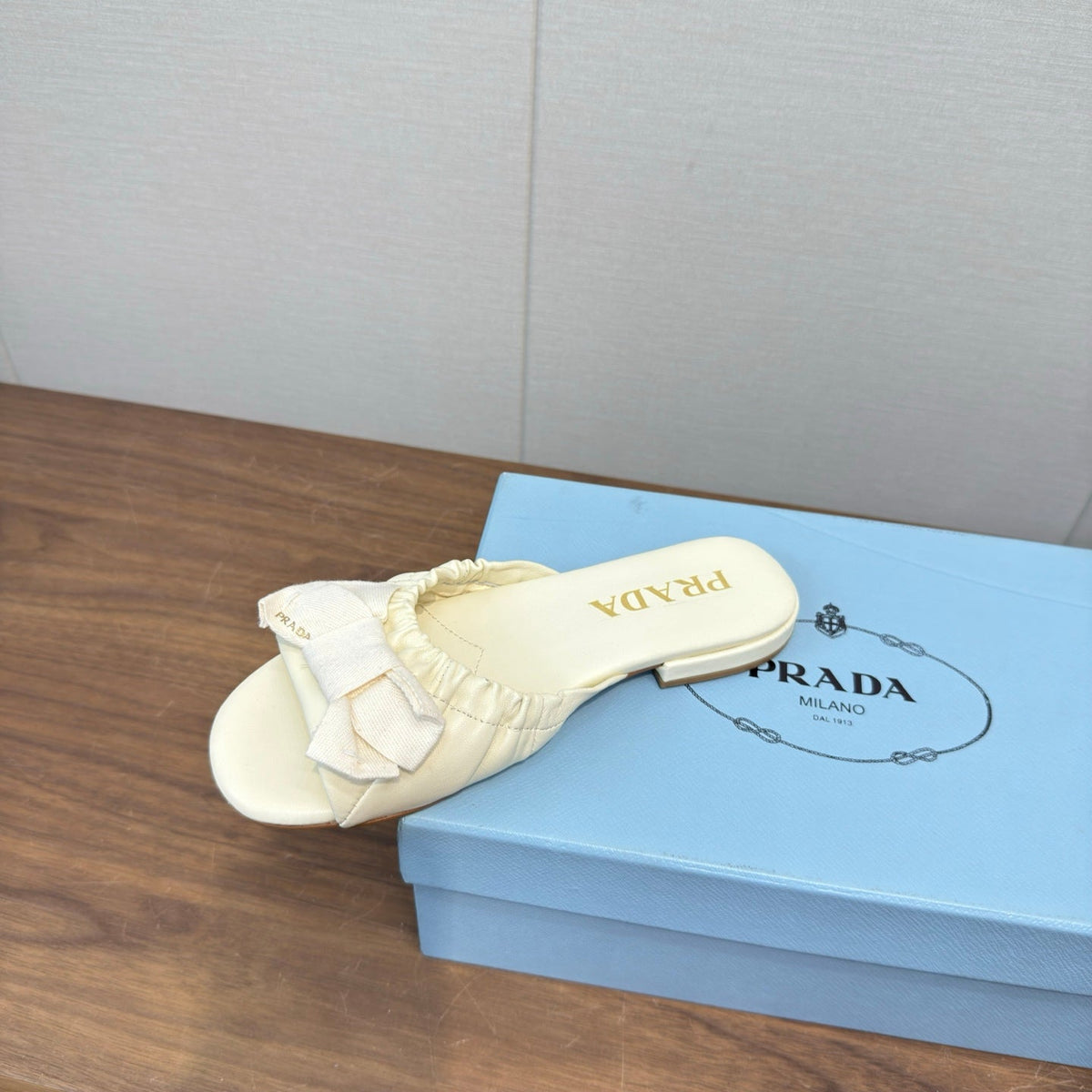Prada Bow Slide Sandals Cream Sheepskin 836555