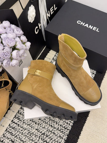 CC 26 Boot With Lug Sole Tan Black Suede Leather 588679