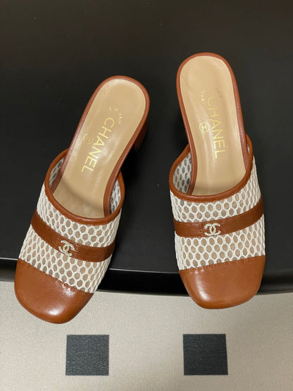 CC 26s High-Heeled Mules 65 Camel Brown Cowhide 649463
