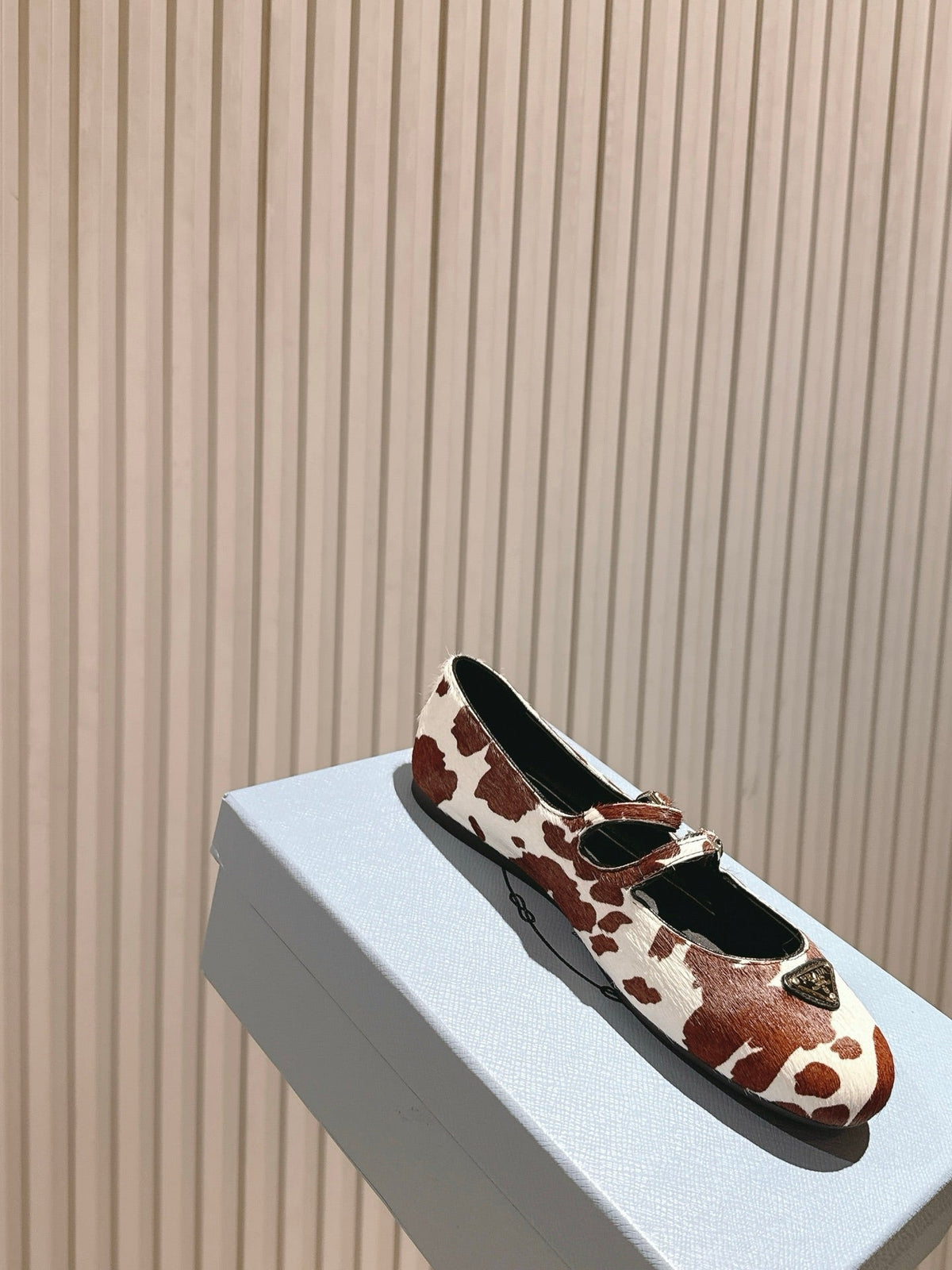 PRA 25s Ballet Flats with Small Buckle Brown White Cow Printed Calf-hair 449702