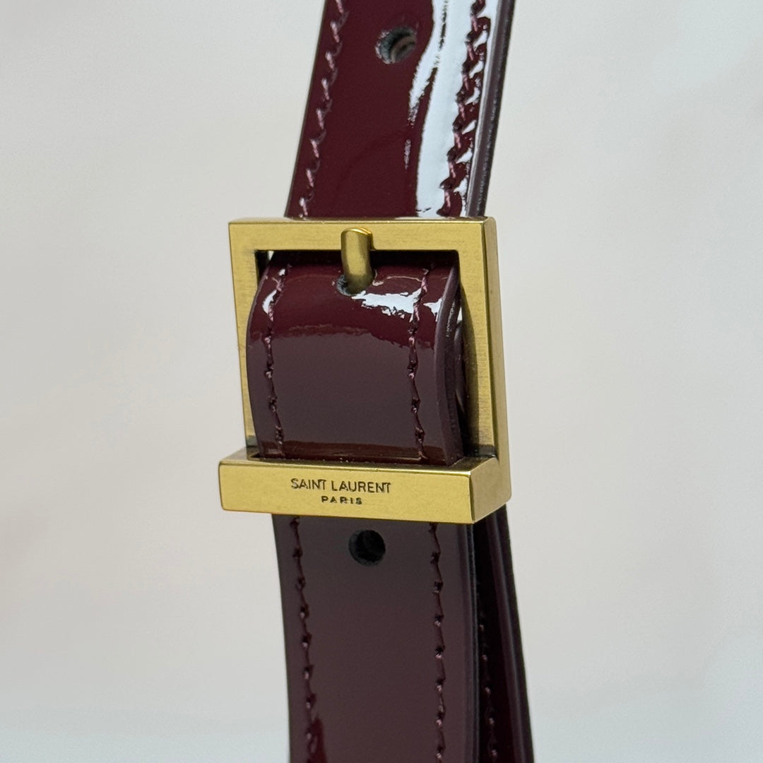 YSL 5 𝐀̀ 7 Bag 24cm Burgundy Patent Leather 285567