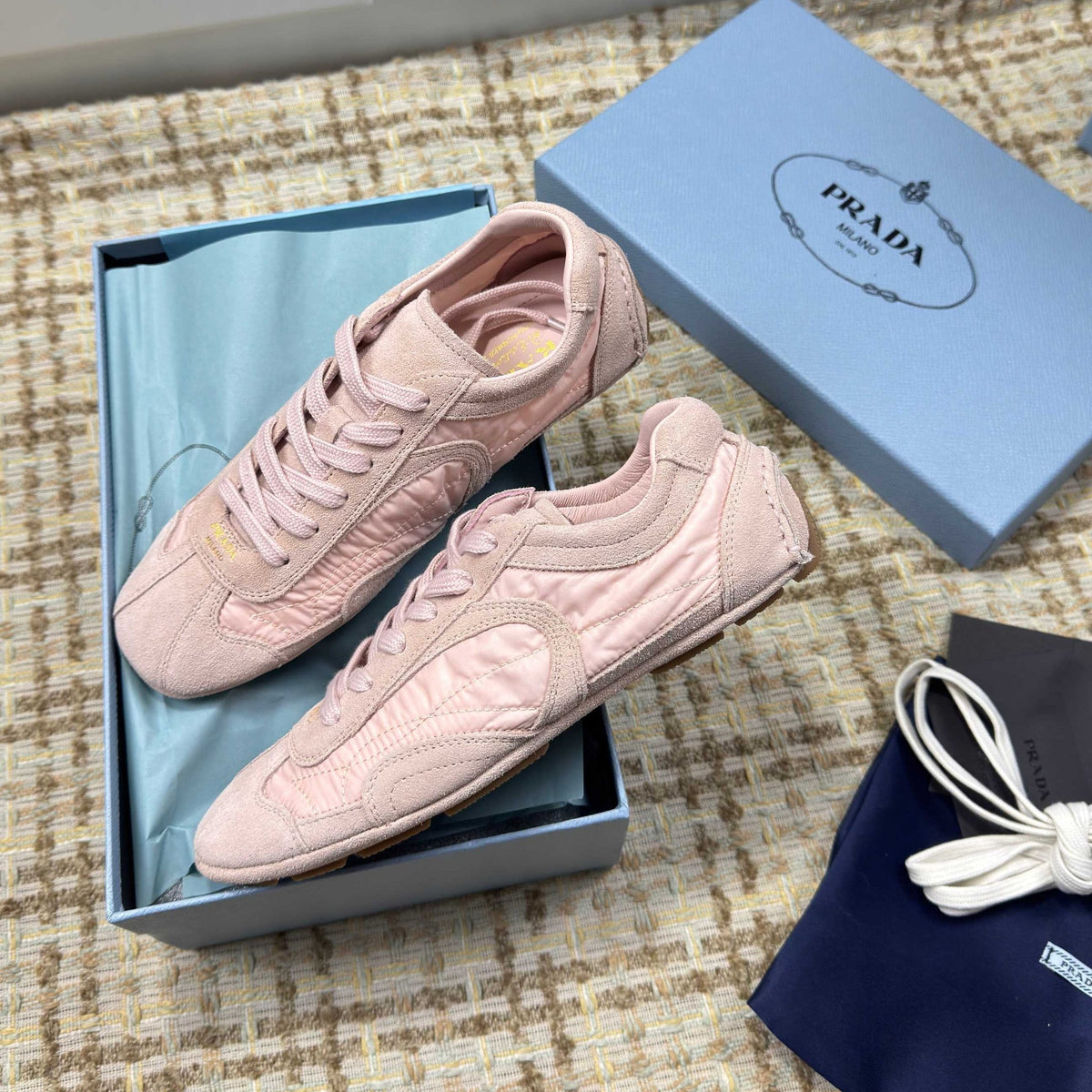 Prada 26s Low Top Sneakers In Pink Nylon And Suede