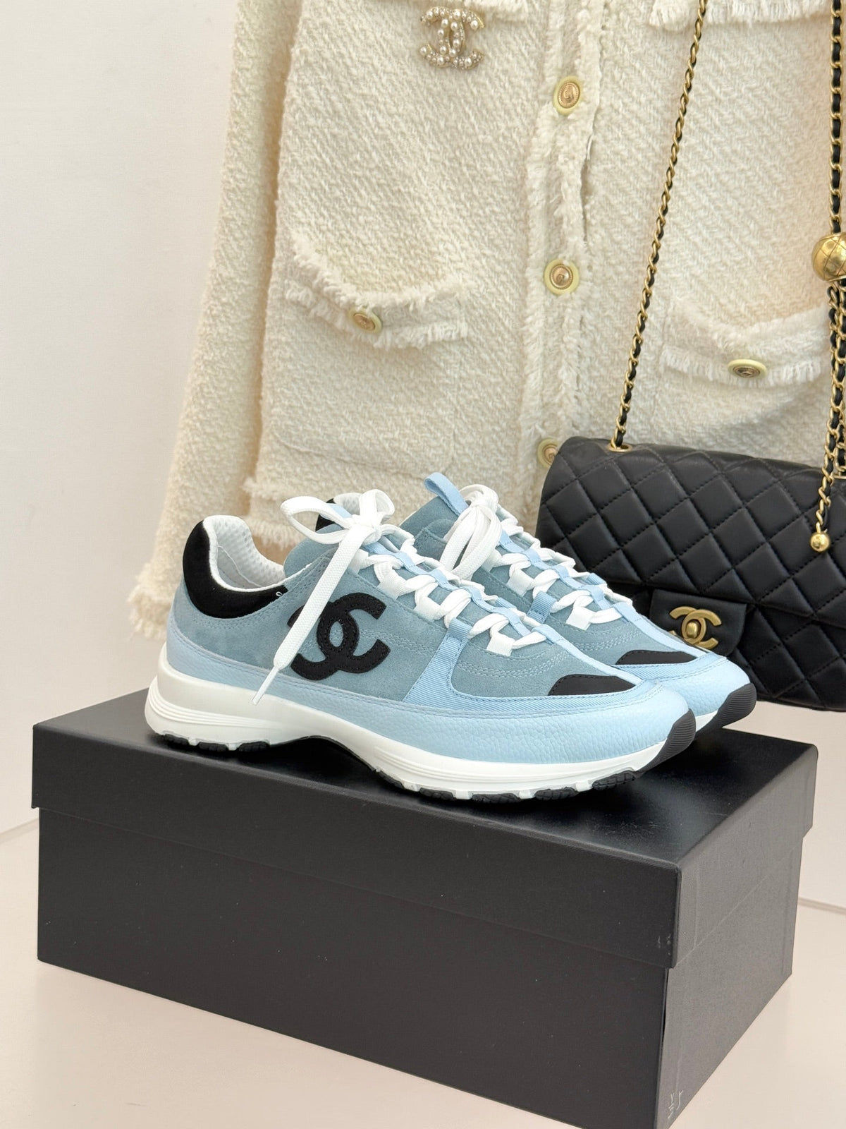 CC 26 Sneaker Blue mix Black White Suede Calfskin 610011