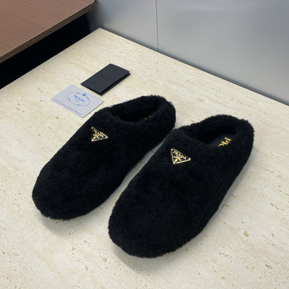 Prada 25s Slide Black Shearing 551884