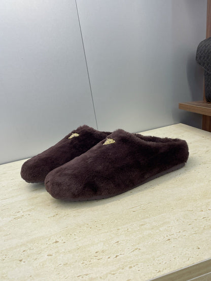 Prada 25s Slide Burgundy Shearing 551885