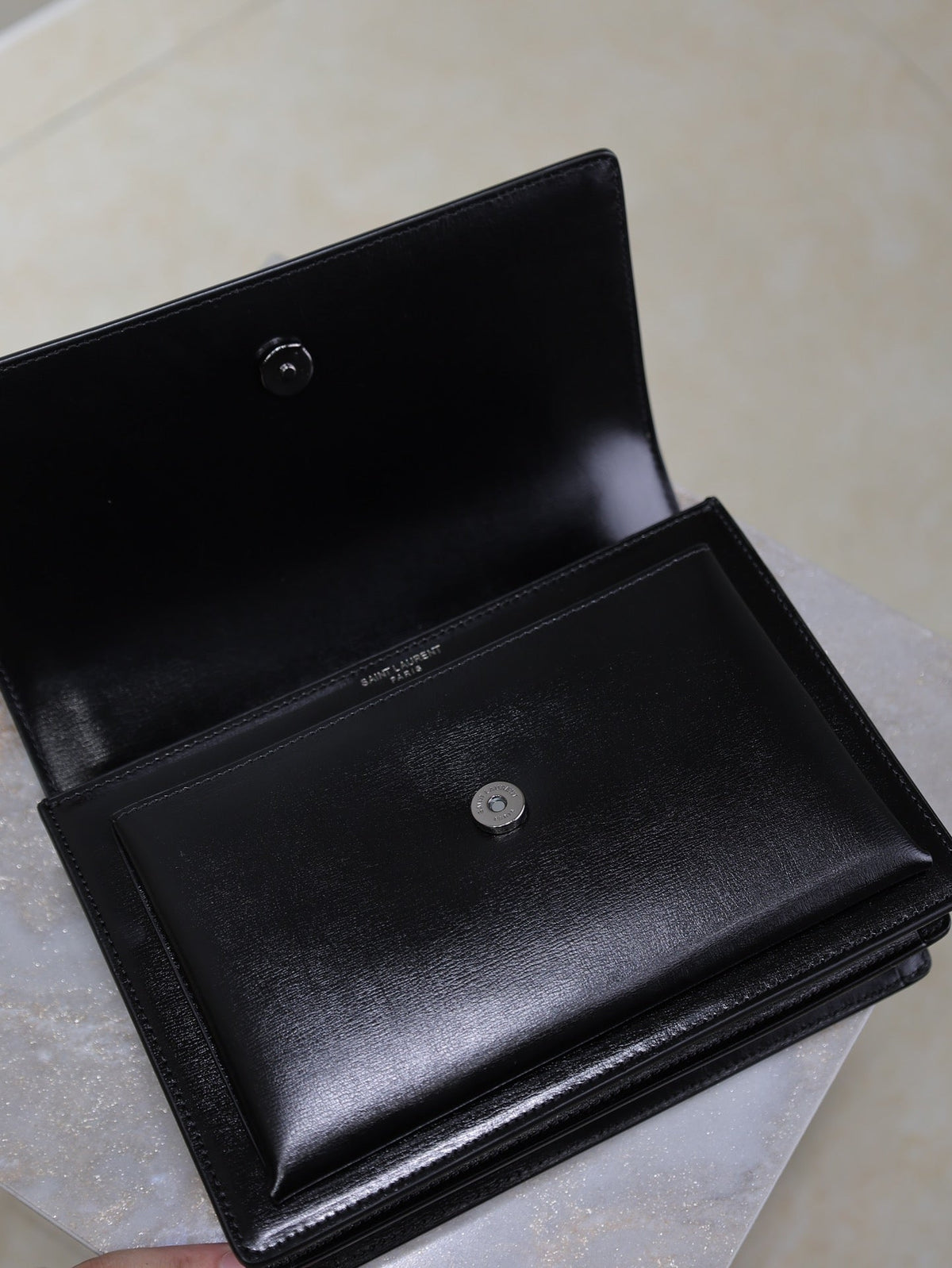 YSL Medium Sunset Shoulder Bag 22cm Black Cowhide Black HW