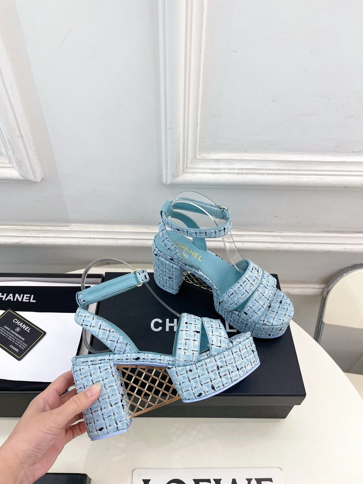 CC 26s HighHeeled Platform Sandals 85 Light Blue Tweed 631865