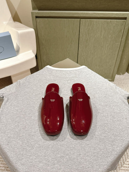 PRA 2026S Flats Mule Dark Red Patent Leather 657681