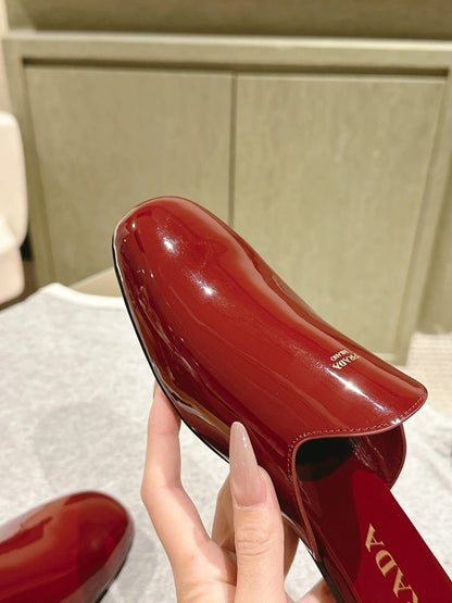 PRA 2026S Flats Mule Dark Red Patent Leather 657681