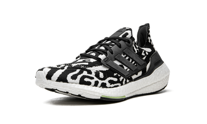 Ultraboost 22 "Zebra" GX6300