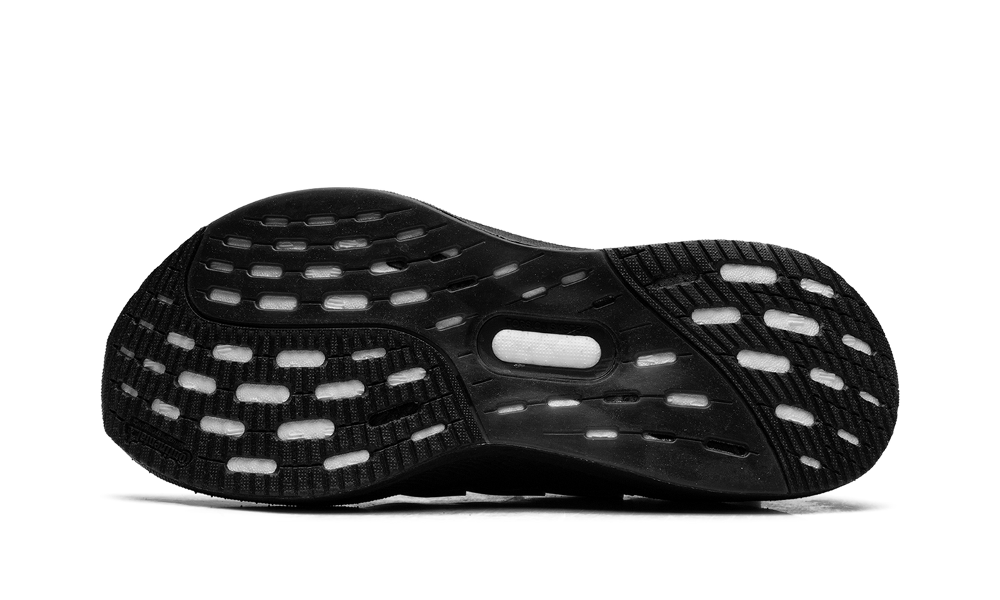 Ultraboost 5 WMNS "TRIPLE BLACK" ID8847