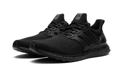 Ultraboost 1.0 DNA "Triple Black" HQ4199