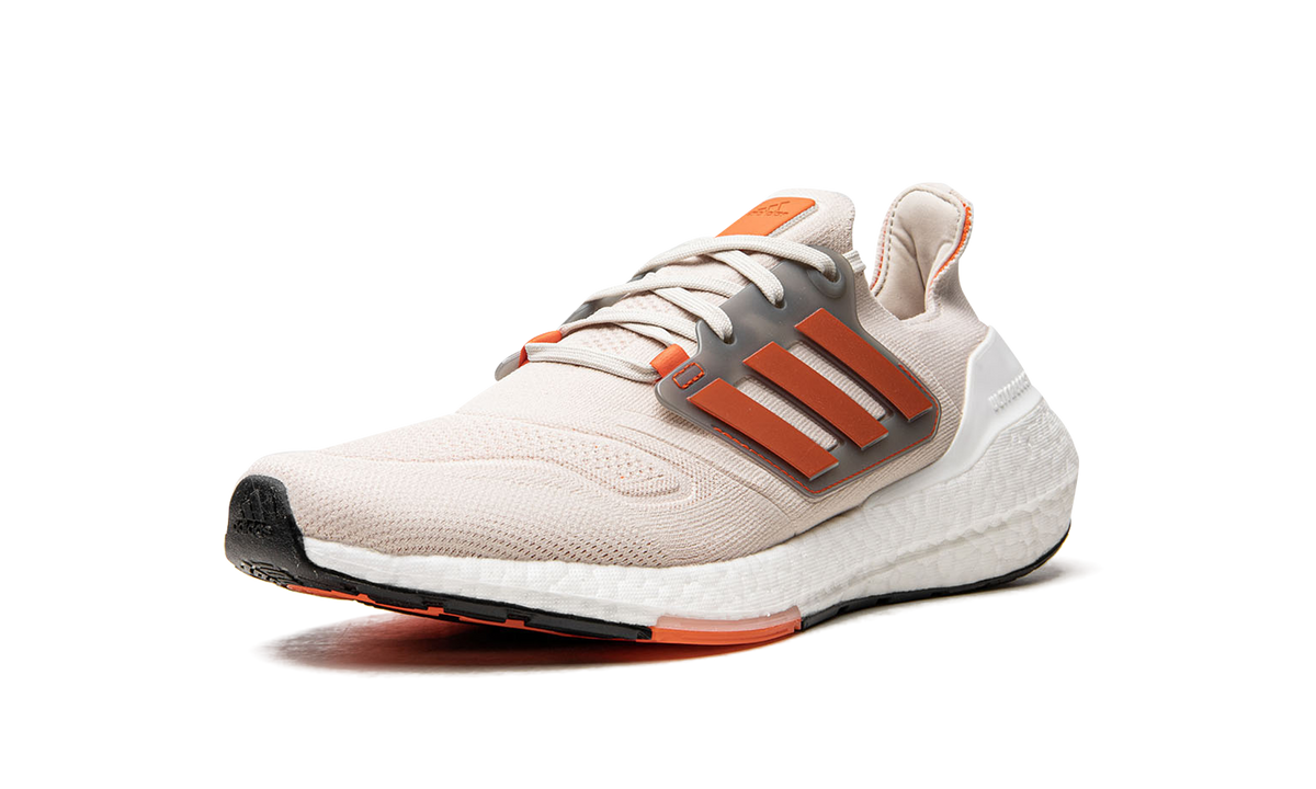 Ultraboost 22 "Impact Orange" GX6643