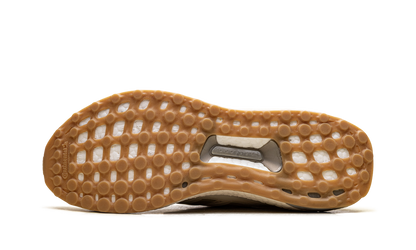 UltraBoost 1.0 WMNS "Warm Vanilla Cyber Metallic" JS1265