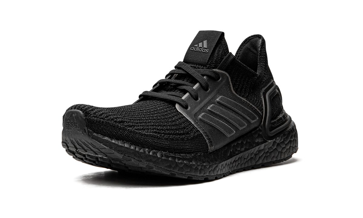 ULTRABOOST 19 WMNS "Triple Black" EF1345