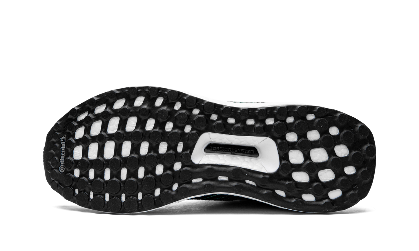 Ultraboost DNA Parley "Core Black" EH1184