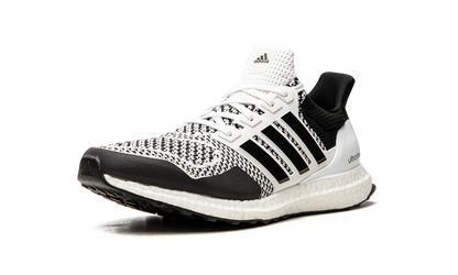 UltraBoost 1.0 DNA "Cookies And Cream" H68156