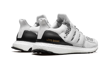 Ultraboost 1.0 DNA "White Oreo" GZ0449
