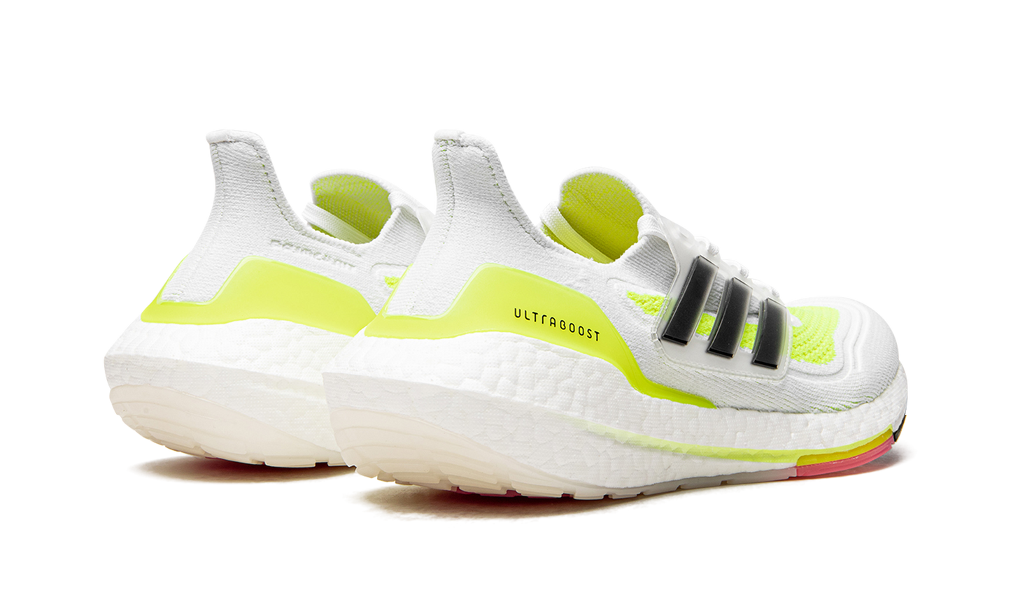 ULTRABOOST 21 WMNS "Solar Yellow" FY0401