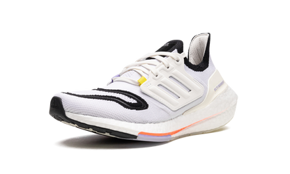 ULTRABOOST 22 WMNS "Core White" GX8017