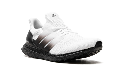 UltraBoost 5.0 DNA "Oreo" H01013